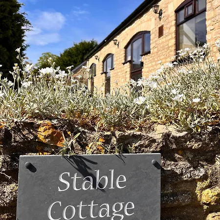 Stable Cottage, Oxfordshire Exterior photo